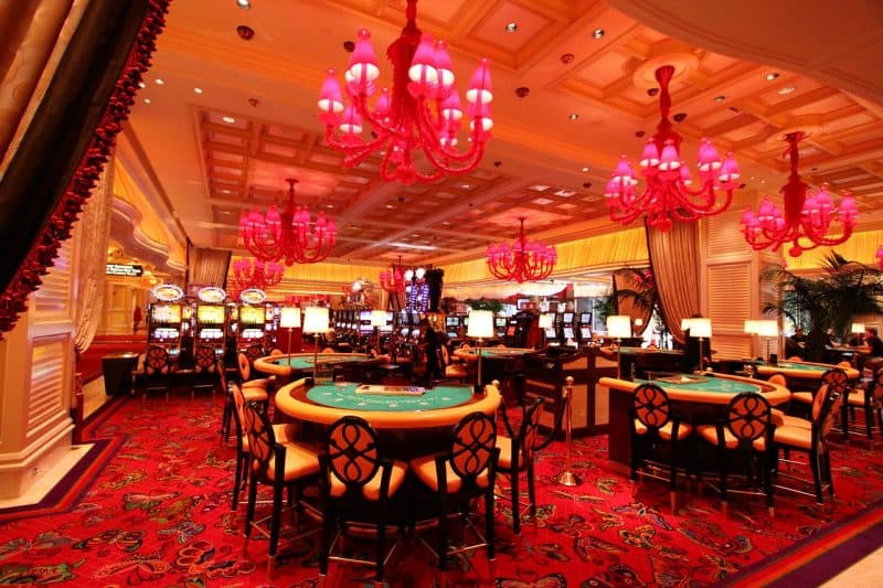 Slot Makinesi Avantajları ve Stratejileri